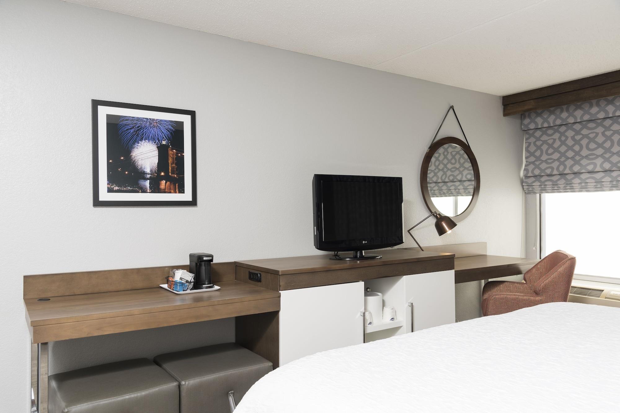 Hotel Hampton Cincinnati Airport South