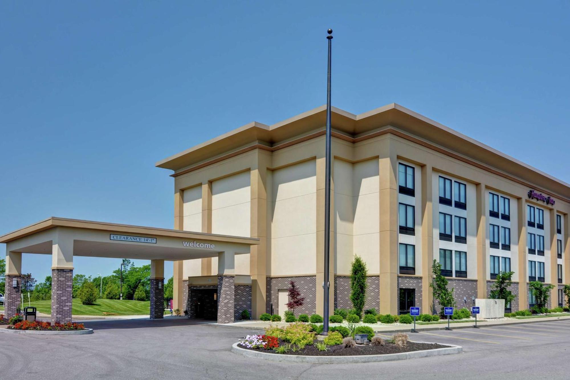 Hampton Cincinnati Airport South 3*