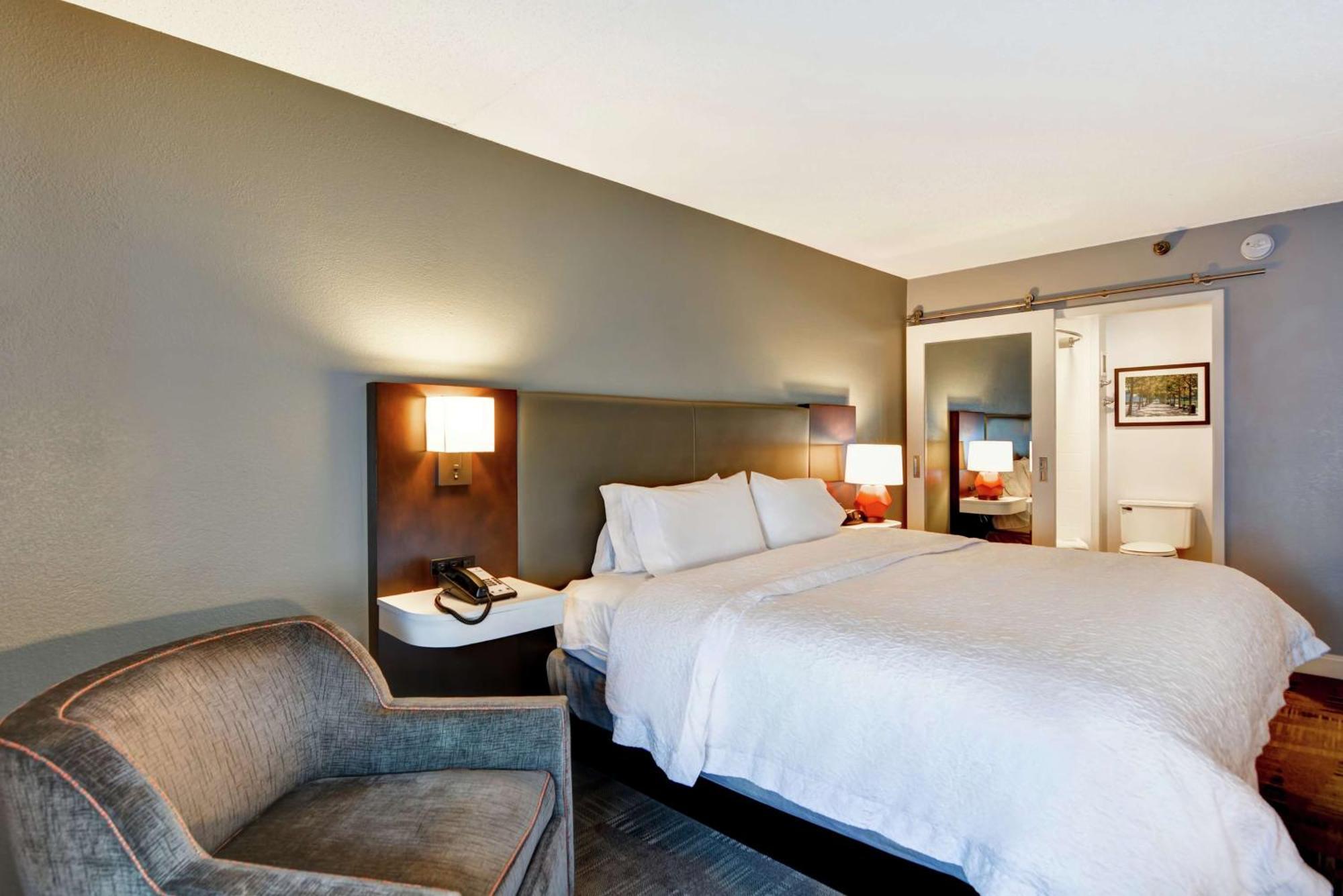 Hotel Hampton Cincinnati Airport South 3*